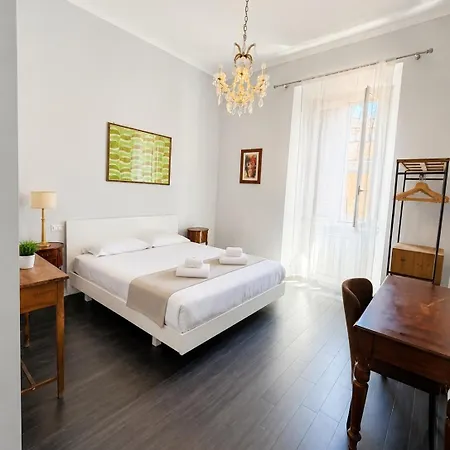 Domus Brunetti 24 *